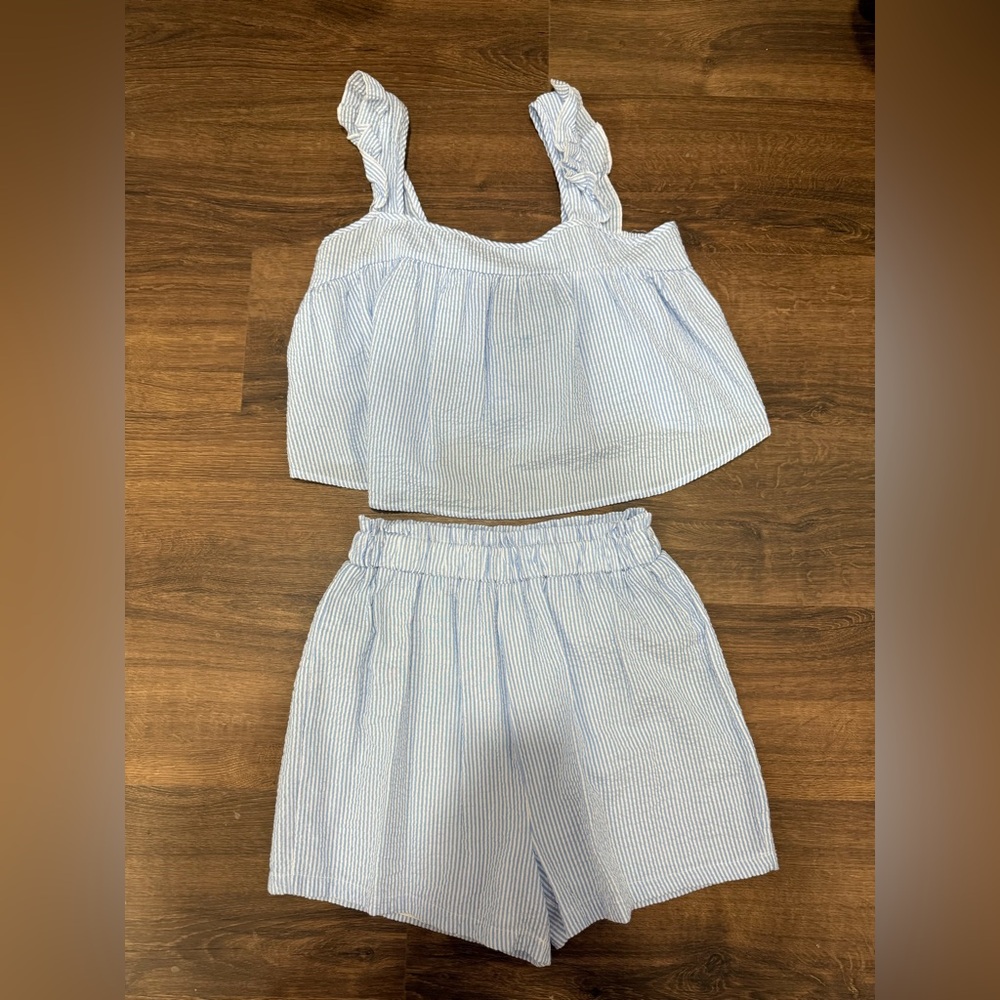 HYFVE Blue and White Striped Set